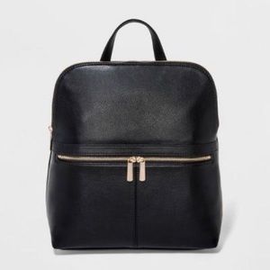 LIKE NEW BLACK BACKPACK
